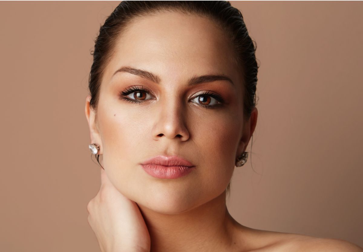 Close-up of a woman with natural makeup.
